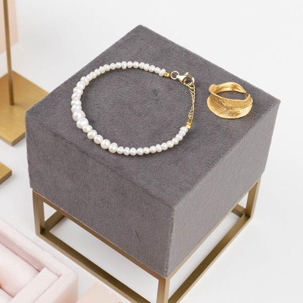 Création de bijoux : conseils essentiels pour les débutants et les passionnés